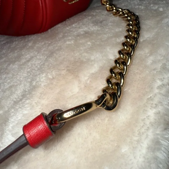 New RARE COACH Jes Crossbody Bag w/Puffy Heart Quilting Leather Gold Cherry Red - Picture 5 of 13